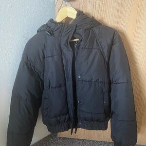Aeropostale Women’s Black Cropped Puffer Coat Size M